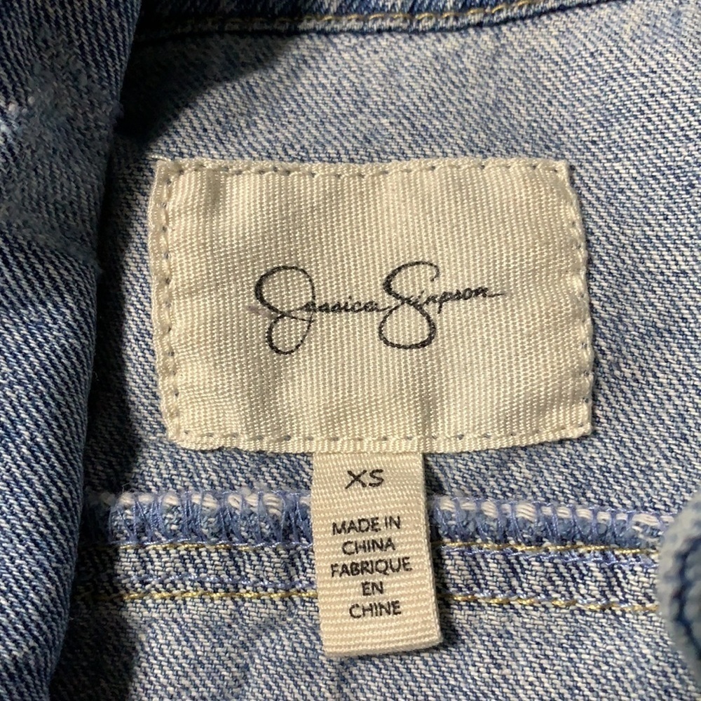 Women’s Jessica Simpson Distressed jean jacket XS - Picture 4 of 6